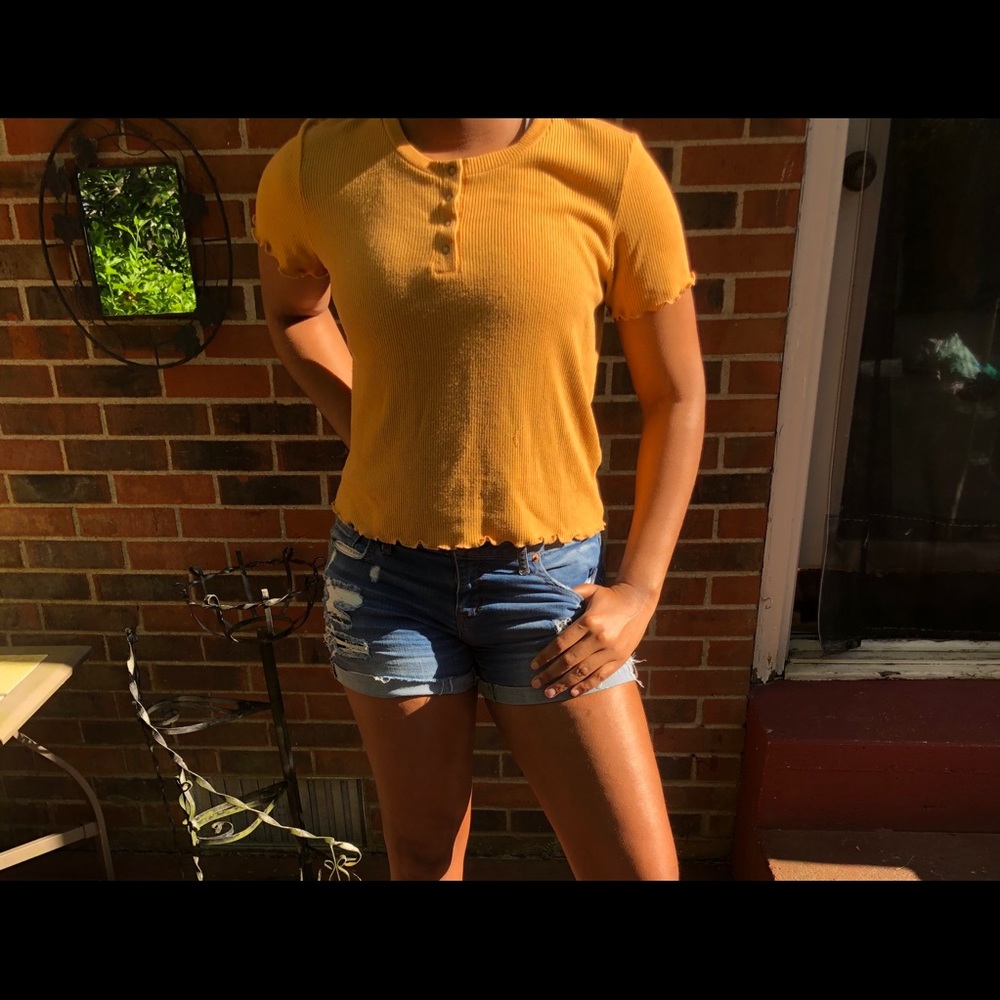 American Eagle top